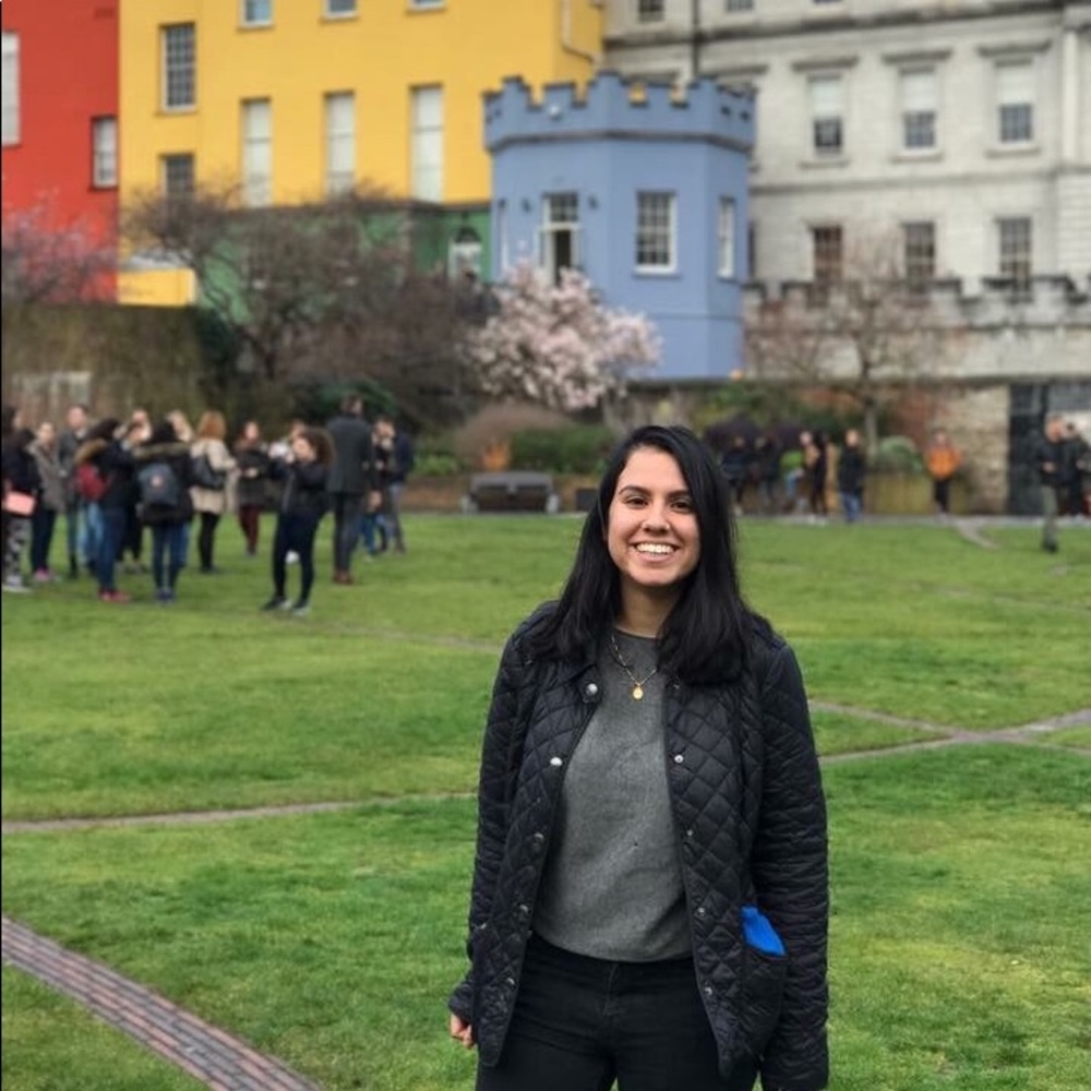Meet your Posher, Leyla